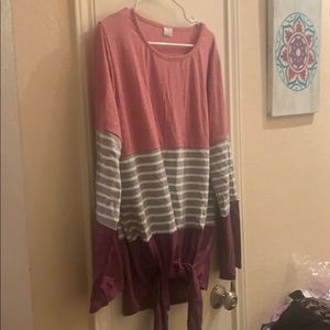 1X color block top NWT